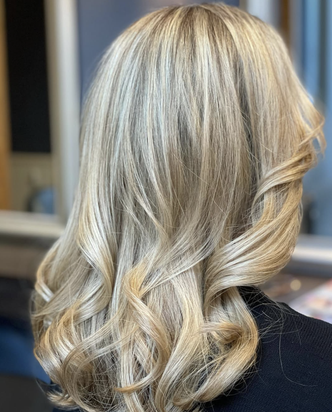 Locken Styling